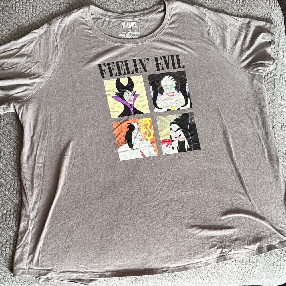 Disney Villains Gray Graphic T-Shirt
